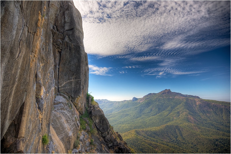 HDR - příklad 1 (cestou na Girnar Hill - India)
