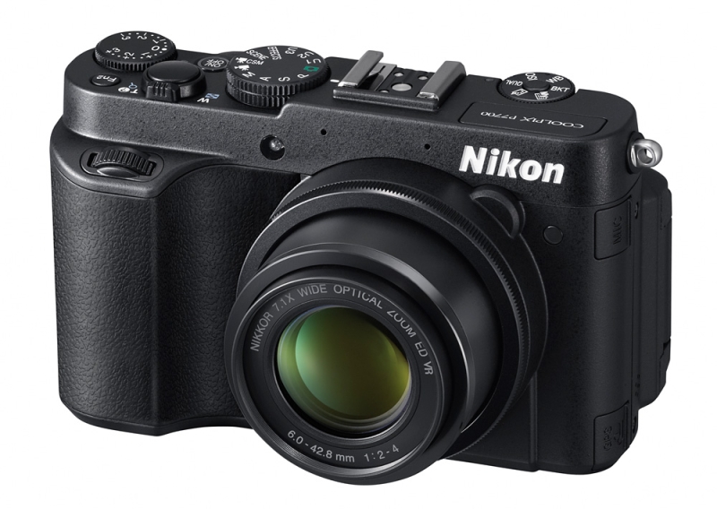 Nikon Coolpix P7700